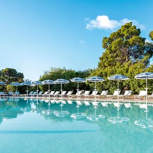 Mclub 4*, Budoni Italië