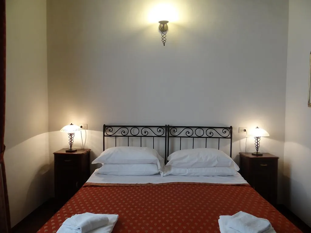 B&B Home In Florenz 3*,  Italien